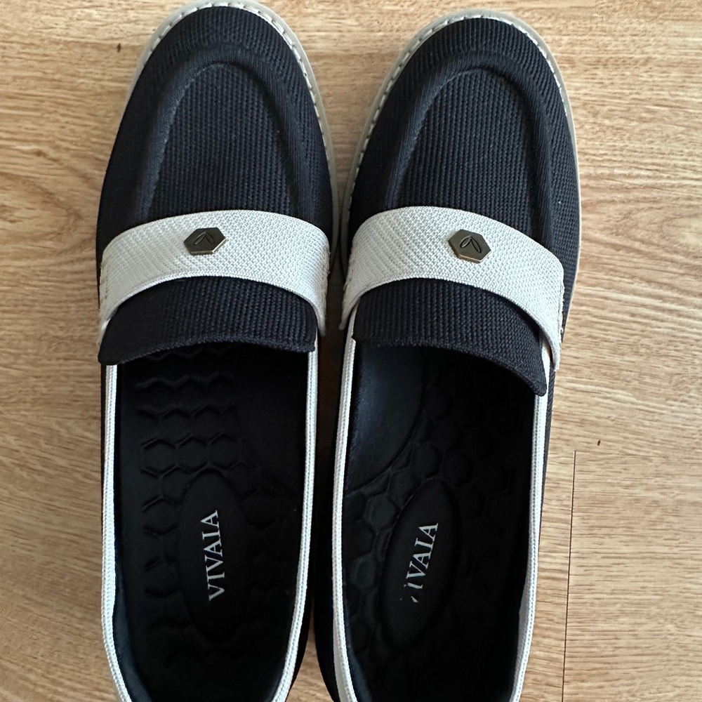 Vivaia Women Platform Loafers